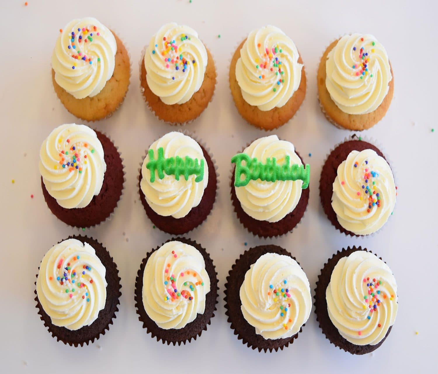 Box of 12 Birthday Cupcakes